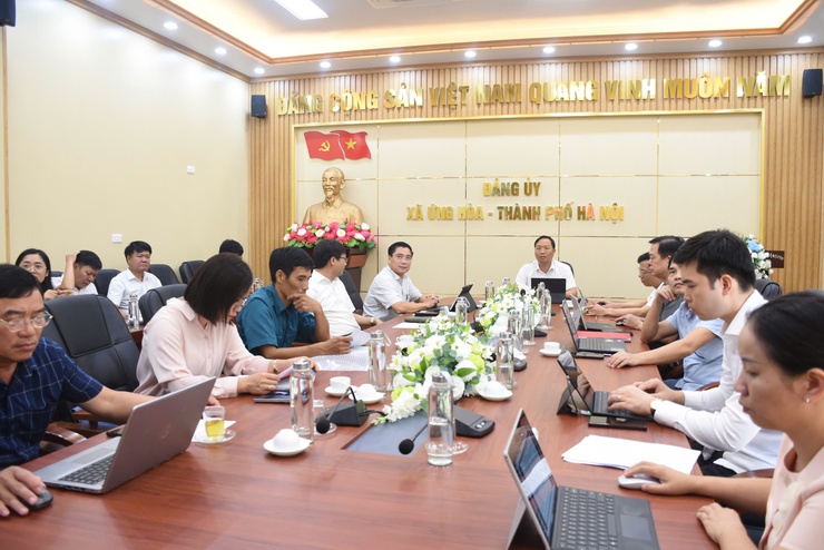 HỘI NGHỊ GIAO BAN QUÝ III/2025 GIỮA THƯỜNG TRỰC THÀNH UỶ – HĐND – UBND THÀNH PHỐ VỚI LÃNH ĐẠO CÁC XÃ, PHƯỜNG.- Ảnh 2.