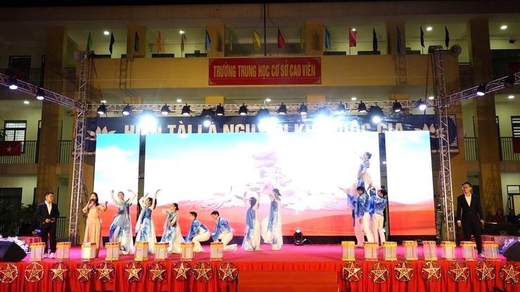 Bình Minh tổ chức “Đêm hội trăng rằm” cho thiếu nhi- Ảnh 1.