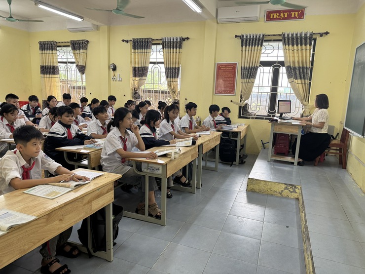 Chương trình “Mái ấm gia đình Việt” lan tỏa yêu thương tại xã Phú Xuyên- Ảnh 9.