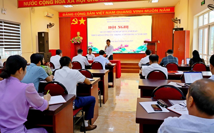 Đảng ủy xã Đoài Phương triển khai công tác trọng tâm tháng 11 năm 2025 và Thông báo kết quả Đại hội đại biểu Đảng bộ TP Hà Nội lần thứ XVIII.- Ảnh 2.