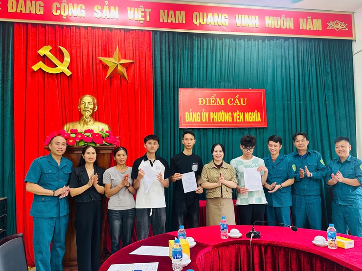 THỰC HIỆN NGHĨA VỤ QUÂN SỰ – TRÁCH NHIỆM, NGHĨA VỤ VÀ NIỀM TỰ HÀO CỦA MỖI THANH NIÊN PHƯỜNG YÊN NGHĨA- Ảnh 3.