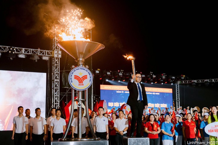 Khai mạc Đại hội Thể dục Thể thao phường Việt Hưng lần thứ I - năm 2025- Ảnh 10.
