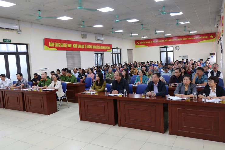 PHƯỜNG LĨNH NAM TỔ CHỨC HỘI NGHỊ ĐỐI THOẠI TRỰC TIẾP GIỮA NGƯỜI ĐỨNG ĐẦU CẤP ỦY, CHÍNH QUYỀN VỚI MTTQ, CÁC TỔ CHỨC CHÍNH TRỊ XÃ HỘI VÀ NHÂN DÂN TRÊN ĐỊA BÀN PHƯỜNG NĂM 2025- Ảnh 4.