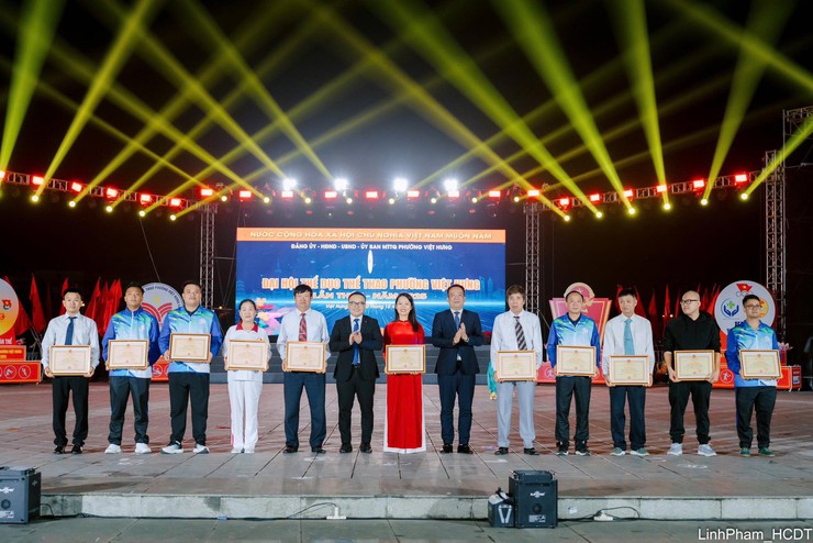 Khai mạc Đại hội Thể dục Thể thao phường Việt Hưng lần thứ I - năm 2025- Ảnh 13.