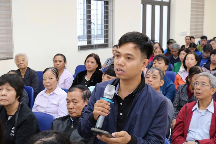 PHƯỜNG LĨNH NAM TỔ CHỨC HỘI NGHỊ ĐỐI THOẠI TRỰC TIẾP GIỮA NGƯỜI ĐỨNG ĐẦU CẤP ỦY, CHÍNH QUYỀN VỚI MTTQ, CÁC TỔ CHỨC CHÍNH TRỊ XÃ HỘI VÀ NHÂN DÂN TRÊN ĐỊA BÀN PHƯỜNG NĂM 2025- Ảnh 9.