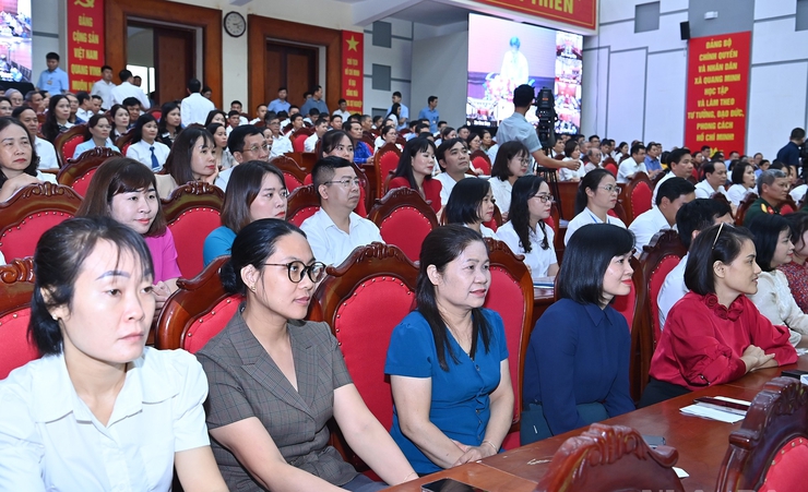 [Ảnh] Tổng Bí thư Tô Lâm tiếp xúc cử tri đơn vị bầu cử số 10, thành phố Hà Nội- Ảnh 8.