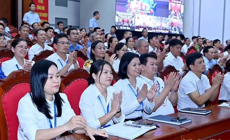 [Ảnh] Tổng Bí thư Tô Lâm tiếp xúc cử tri đơn vị bầu cử số 10, thành phố Hà Nội- Ảnh 11.