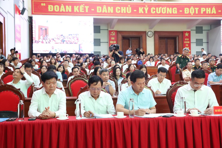 [Ảnh] Tổng Bí thư Tô Lâm tiếp xúc cử tri đơn vị bầu cử số 10, thành phố Hà Nội- Ảnh 5.