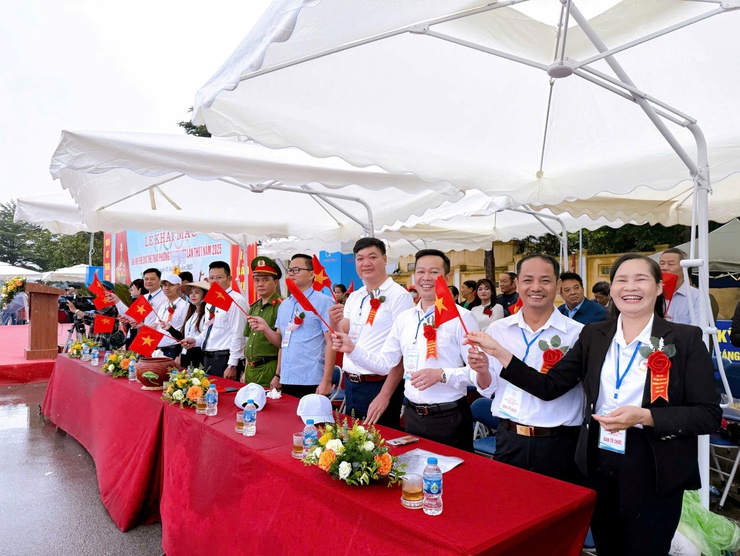 Sắc màu đoàn kết trong ngày hội Thể dục Thể thao phường Thanh Liệt  lần thứ I năm 2025- Ảnh 2.