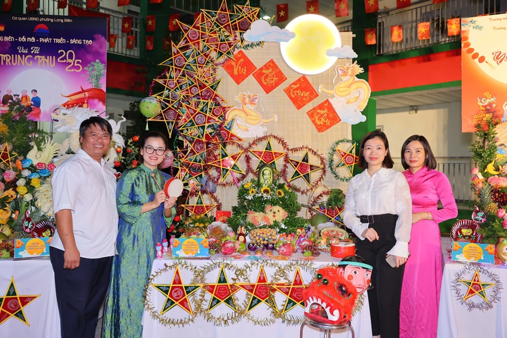 Rộn ràng đêm hội trung thu- Ảnh 5.