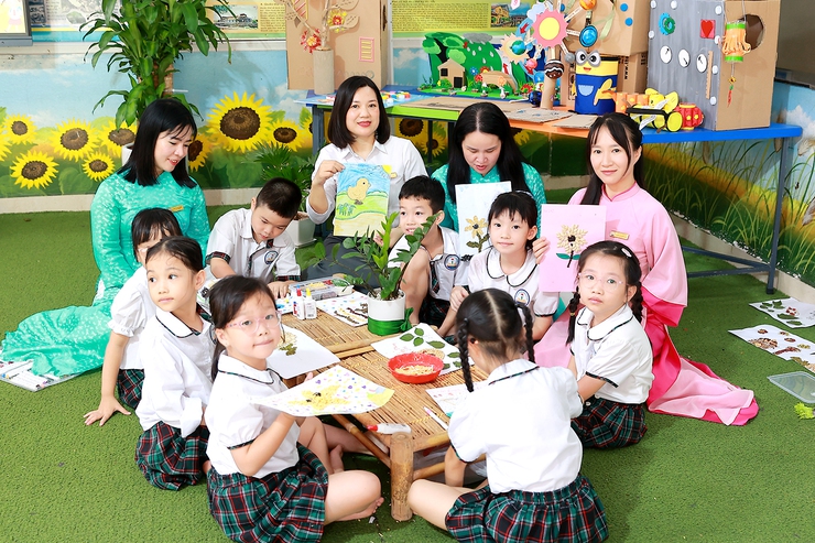 Phường Thanh Xuân khai mạc “Tuần lễ hưởng ứng học tập suốt đời 2025”: Nâng cao tri thức, thúc đẩy đổi mới sáng tạo và chuyển đổi số - Ảnh 9.