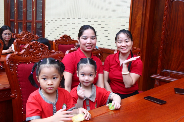 Xã Thạch Thất tổ chức Chương trình Trung thu cho em năm 2025- Ảnh 23.