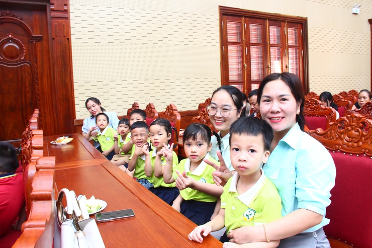 Xã Thạch Thất tổ chức Chương trình Trung thu cho em năm 2025- Ảnh 27.