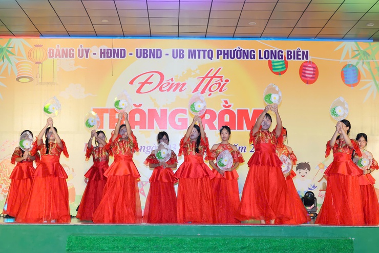 Rộn ràng đêm hội trung thu- Ảnh 17.