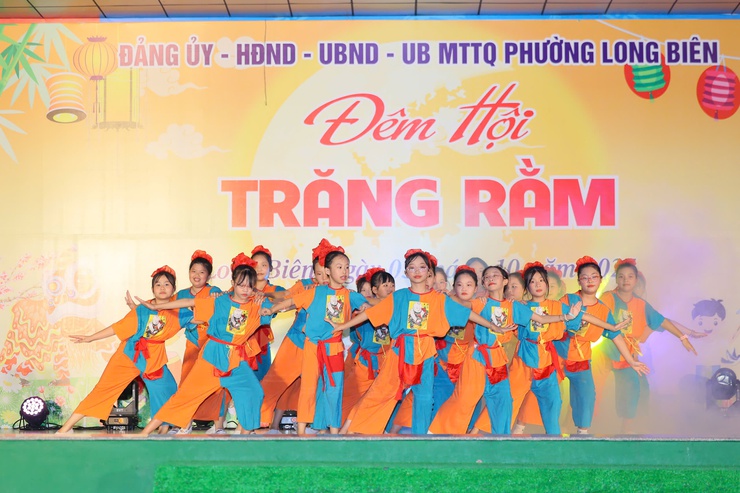 Rộn ràng đêm hội trung thu- Ảnh 18.