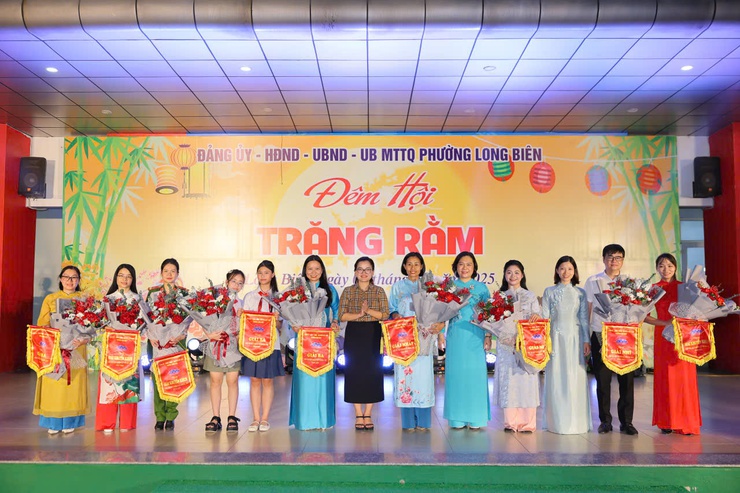 Rộn ràng đêm hội trung thu- Ảnh 3.