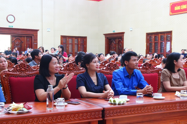 Xã Thạch Thất tổ chức Chương trình Trung thu cho em năm 2025- Ảnh 8.