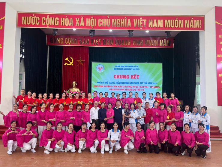 Phường Bồ Đề tổ chức giải thể thao dành cho người cao tuổi trong khuôn khổ Đại hội Thể dục thể thao lần thứ I - Ảnh 1.