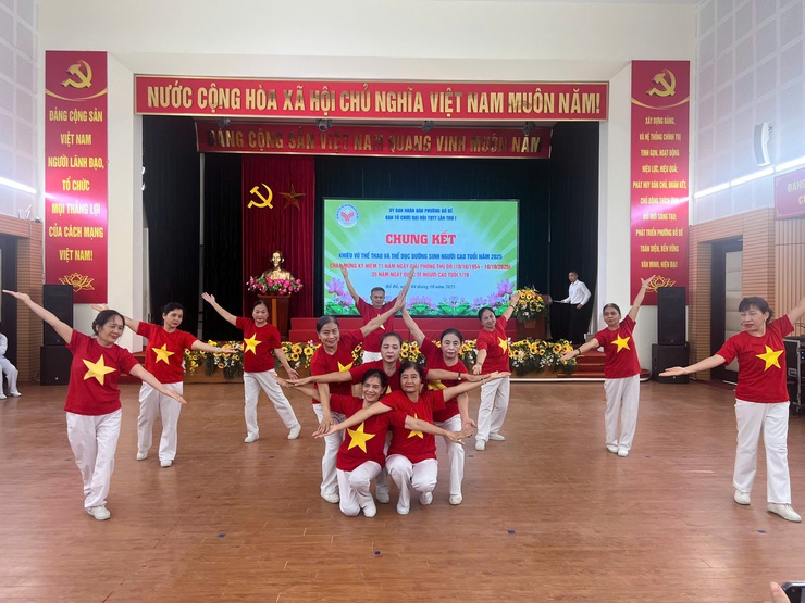Phường Bồ Đề tổ chức giải thể thao dành cho người cao tuổi trong khuôn khổ Đại hội Thể dục thể thao lần thứ I - Ảnh 3.