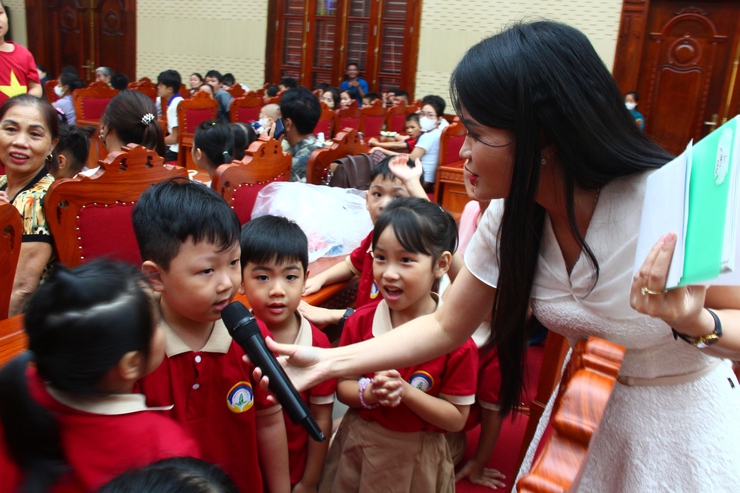 Xã Thạch Thất tổ chức Chương trình Trung thu cho em năm 2025- Ảnh 42.