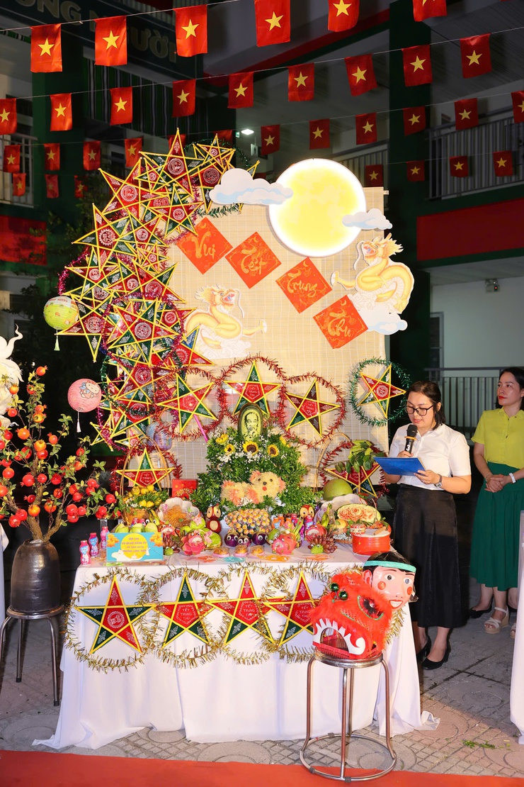 Rộn ràng đêm hội trung thu- Ảnh 8.