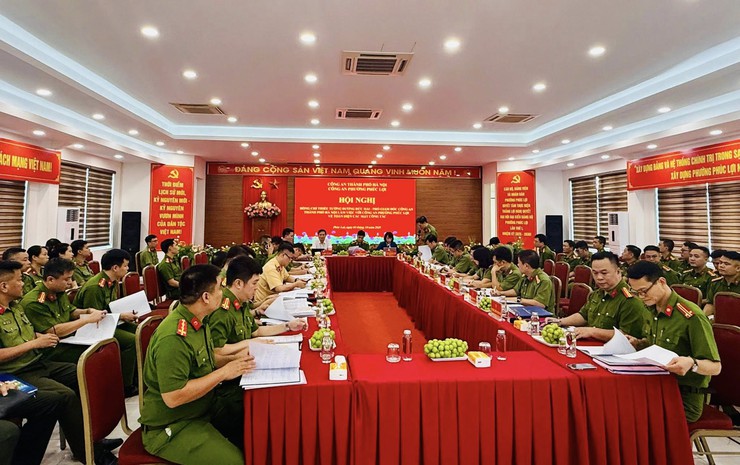 Công an thành phố Hà Nội làm việc với Công an phường Phúc Lợi về toàn diện các mặt công tác- Ảnh 1.