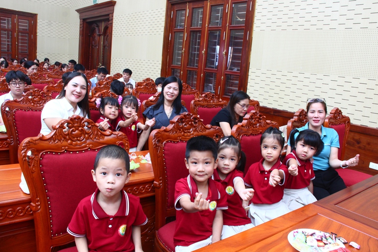 Xã Thạch Thất tổ chức Chương trình Trung thu cho em năm 2025- Ảnh 18.