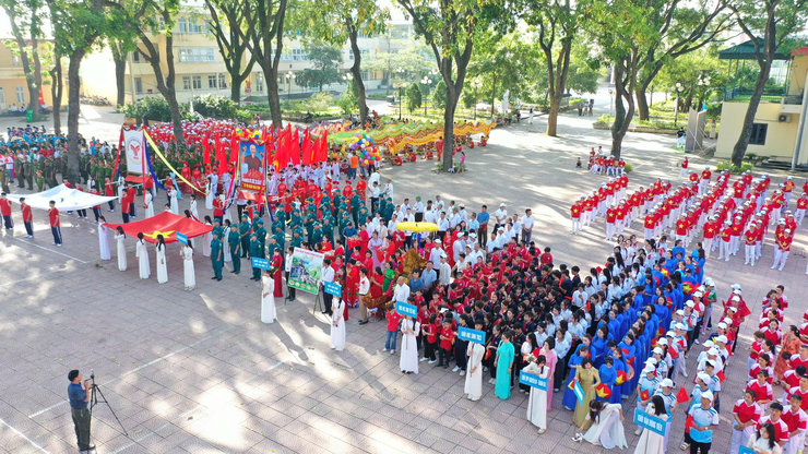 LỄ KHAI MẠC ĐẠI HỘI THỂ DỤC THỂ THAO XÃ DÂN HOÀ LẦN THỨ NHẤT NĂM 2025 THÀNH CÔNG RỰC RỠ:  "NGÀY HỘI CỦA Ý CHÍ, SỨC MẠNH VÀ TINH THẦN ĐOÀN KẾT"- Ảnh 2.