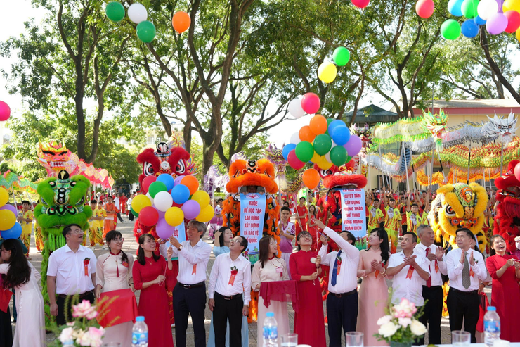 LỄ KHAI MẠC ĐẠI HỘI THỂ DỤC THỂ THAO XÃ DÂN HOÀ LẦN THỨ NHẤT NĂM 2025 THÀNH CÔNG RỰC RỠ:  "NGÀY HỘI CỦA Ý CHÍ, SỨC MẠNH VÀ TINH THẦN ĐOÀN KẾT"- Ảnh 23.