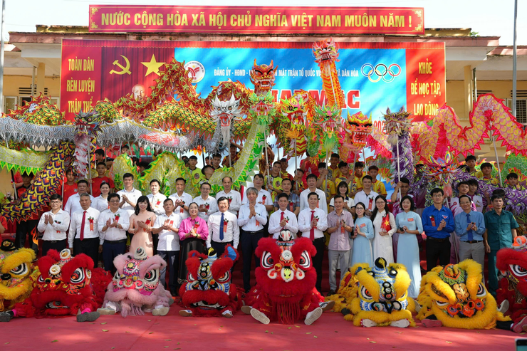 LỄ KHAI MẠC ĐẠI HỘI THỂ DỤC THỂ THAO XÃ DÂN HOÀ LẦN THỨ NHẤT NĂM 2025 THÀNH CÔNG RỰC RỠ:  "NGÀY HỘI CỦA Ý CHÍ, SỨC MẠNH VÀ TINH THẦN ĐOÀN KẾT"- Ảnh 27.