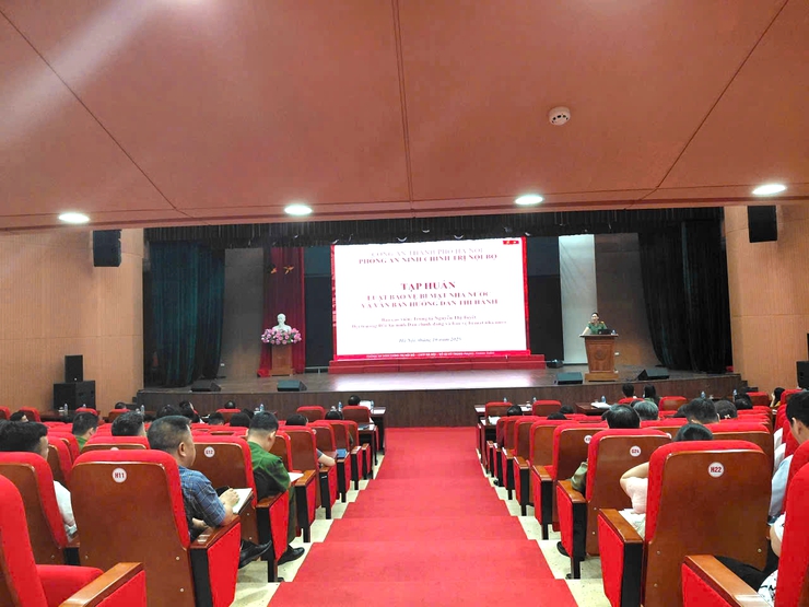 Phường Cầu Giấy quyết tâm thực hiện tốt công tác Bảo vệ Bí mật nhà nước trên địa bàn phường- Ảnh 3.