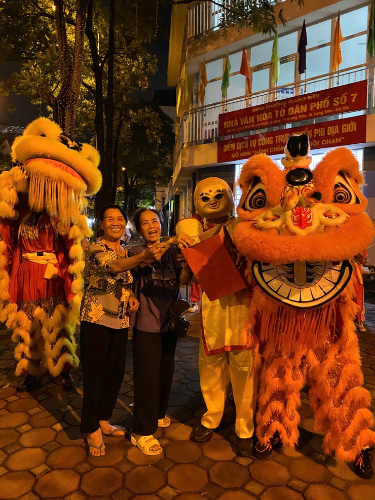 TDP số 07 - cụm Giang Biên, phường Việt Hưng tổ chức tết Trung thu cho các cháu thiếu nhi, nhi đồng- Ảnh 5.