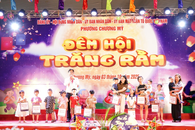 Rộn ràng Đêm hội trăng rằm tại phường Chương Mỹ- Ảnh 16.