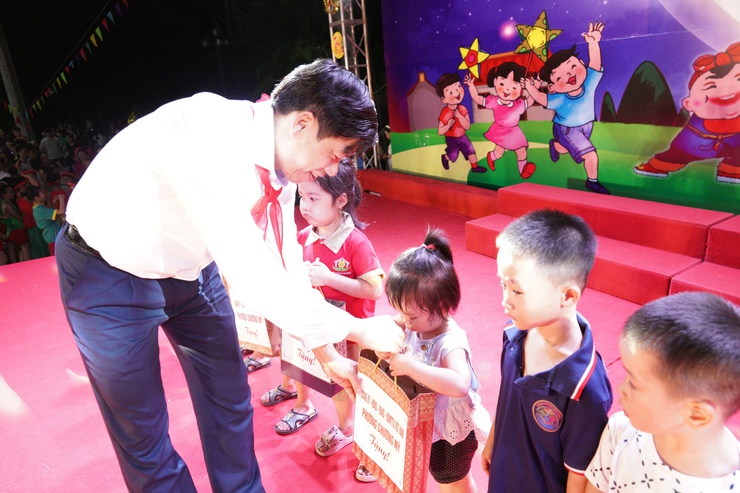 Rộn ràng Đêm hội trăng rằm tại phường Chương Mỹ- Ảnh 17.