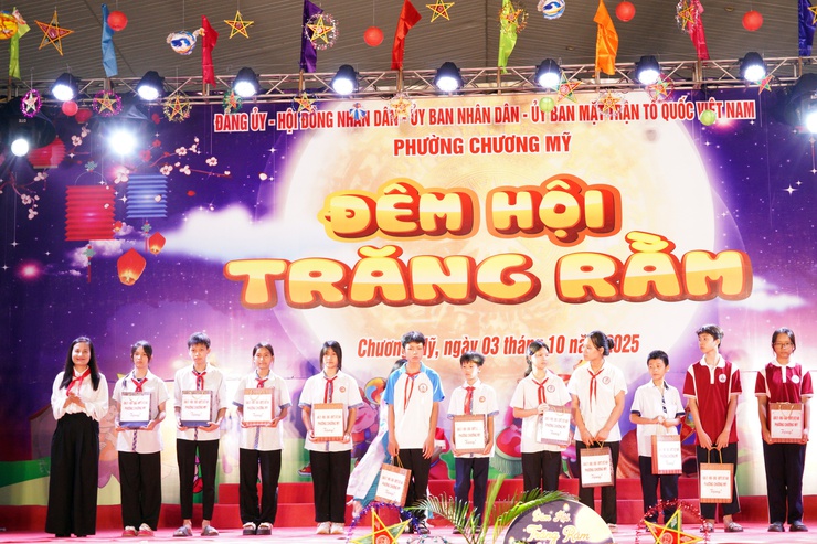 Rộn ràng Đêm hội trăng rằm tại phường Chương Mỹ- Ảnh 24.