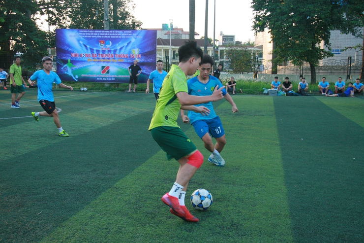 Khai mạc giải bóng đá truyền thống 15/10 – Gia Lâm Agribank cup 2025- Ảnh 7.
