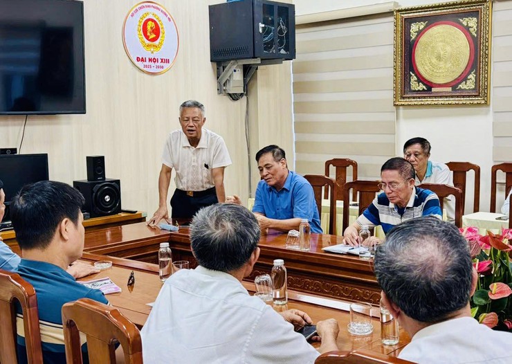 Phường Dương Nội triển khai kế hoạch thu thuế sử dụng đất phi nông nghiệp và đăng ký tài khoản giao dịch điện tử nộp thuế trên ứng dụng ETAX MOBILE- Ảnh 2.