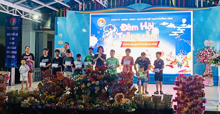 PHƯỜNG LÁNG HÂN HOAN TỔ CHỨC “ĐÊM HỘI TRĂNG RẰM” NĂM 2025- Ảnh 4.