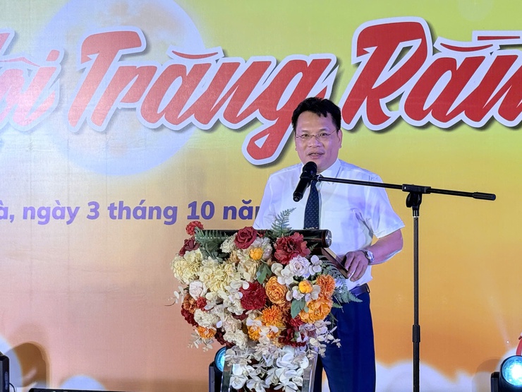 TƯNG BỪNG “ĐÊM HỘI TRĂNG RẰM TRUNG THU 2025” – THỂ HIỆN SỰ QUAN TÂM SÂU SẮC CỦA CHÍNH QUYỀN PHƯỜNG HỒNG HÀ DÀNH CHO THIẾU NHI- Ảnh 3.