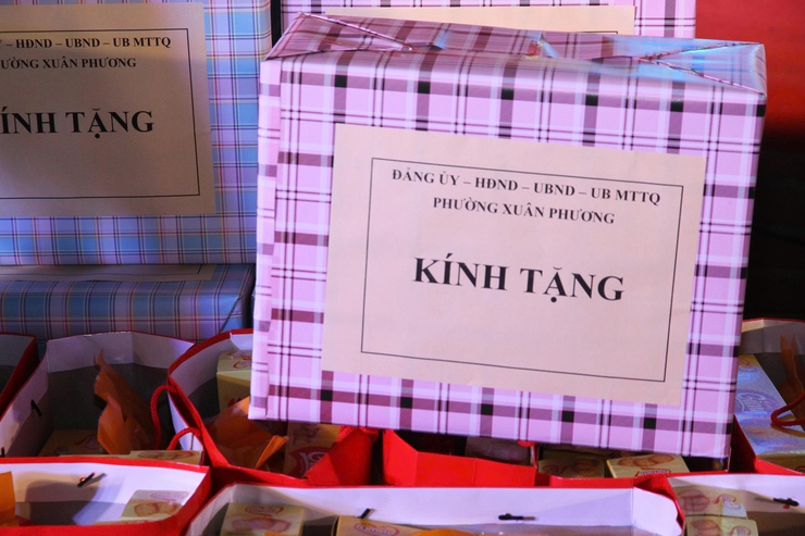 Tưng bừng “Đêm hội trăng rằm” năm 2025 phường Xuân Phương - Ảnh 12.
