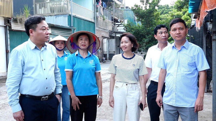 Bát Tràng phát động chiến dịch tổng vệ sinh môi trường, diệt bọ gậy, phòng chống sốt xuất huyết- Ảnh 3.