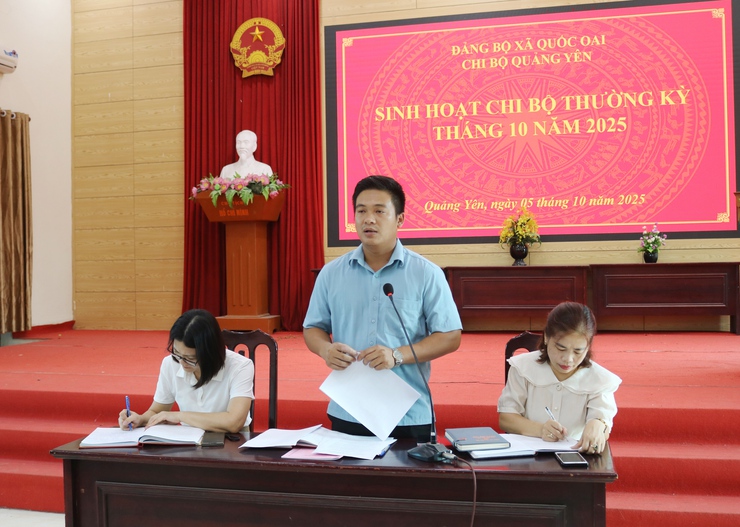 Đồng chí Nguyễn Trung Thành- Phó Bí thư Đảng ủy, Chủ tịch UBND xã Quốc Oai dự sinh hoạt chi bộ thường kỳ với Chi bộ thôn Quảng Yên- Ảnh 4.