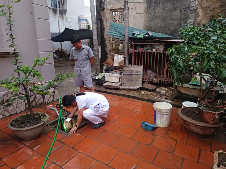 Phường Xuân Phương chủ động ứng phó, khắc phục hậu quả mưa bão số 10 và chuẩn bị phòng, chống bão số 11- Ảnh 9.