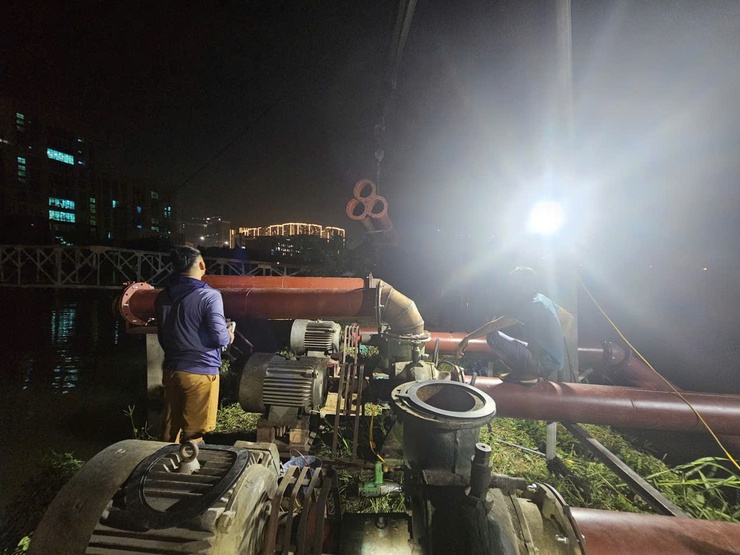 Phường Xuân Phương chủ động ứng phó, khắc phục hậu quả mưa bão số 10 và chuẩn bị phòng, chống bão số 11- Ảnh 11.