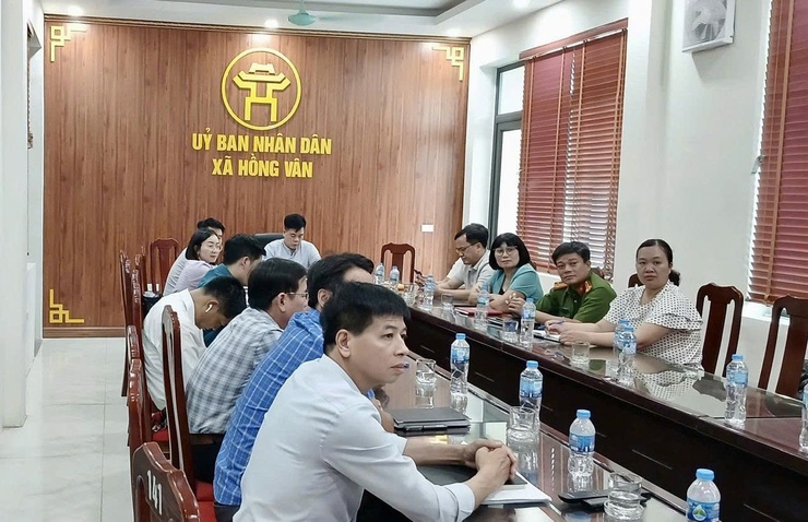 HỘI NGHỊ TRỰC TUYẾN VỀ CÔNG TÁC ỨNG PHÓ VỚI CƠN BÃO SỐ 11 (CƠN BÃO MATMO)- Ảnh 3.