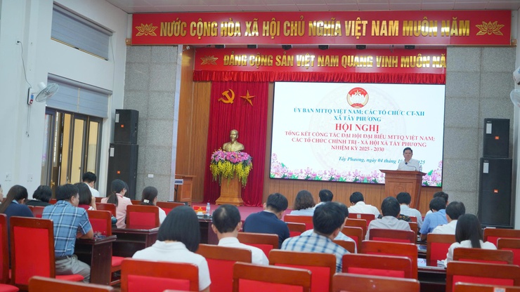 XÃ TÂY PHƯƠNG TỔ CHỨC HỘI NGHỊ TỔNG KẾT CÔNG TÁC ĐẠI HỘI ĐẠI BIỂU MTTQ VÀ CÁC TỔ CHỨC CHÍNH TRỊ - XÃ HỘI NHIỆM KỲ 2025-2030- Ảnh 1.