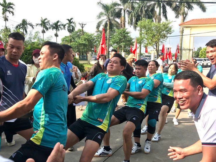 KHAI MẠC GIẢI THỂ THAO THÔN LÀNG XÃ NỘI BÀI LẦN THỨ NHẤT NĂM 2025- Ảnh 7.