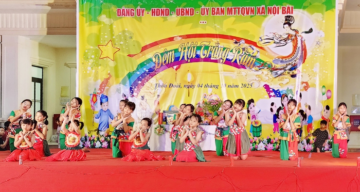 XÃ NỘI BÀI TƯNG BỪNG TỔ CHỨC “ĐÊM HỘI TRĂNG RẰM” NĂM 2025- Ảnh 19.