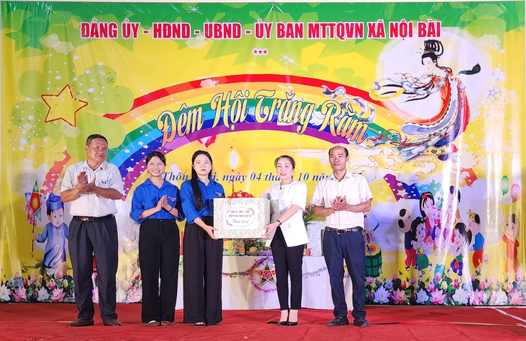 XÃ NỘI BÀI TƯNG BỪNG TỔ CHỨC “ĐÊM HỘI TRĂNG RẰM” NĂM 2025- Ảnh 2.