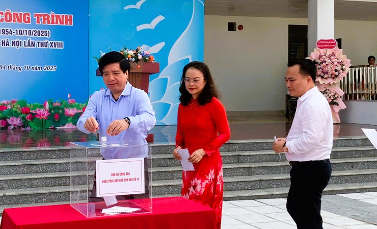 Phường Tây Tựu  gắn biển các công trình chào mừng Đại hội đại biểu Đảng bộ Thành phố Hà Nội lần thứ XVIII, nhiệm kỳ 2025-2030- Ảnh 3.